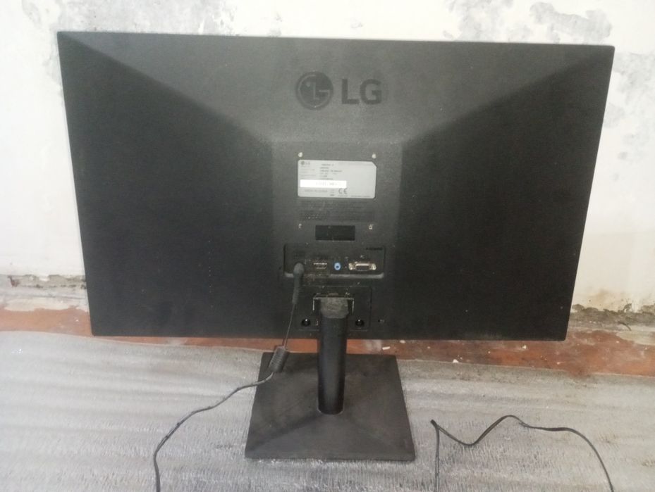 Konpyuter LG manitor