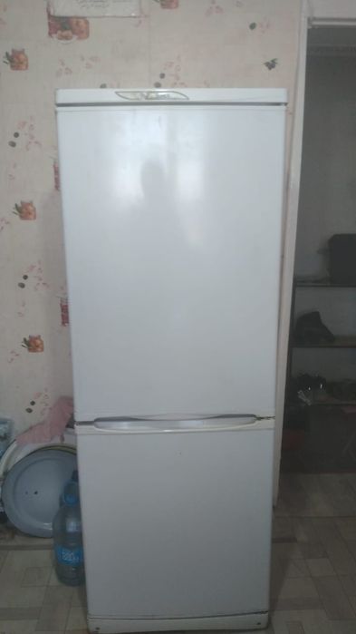 Холодильник продаётся