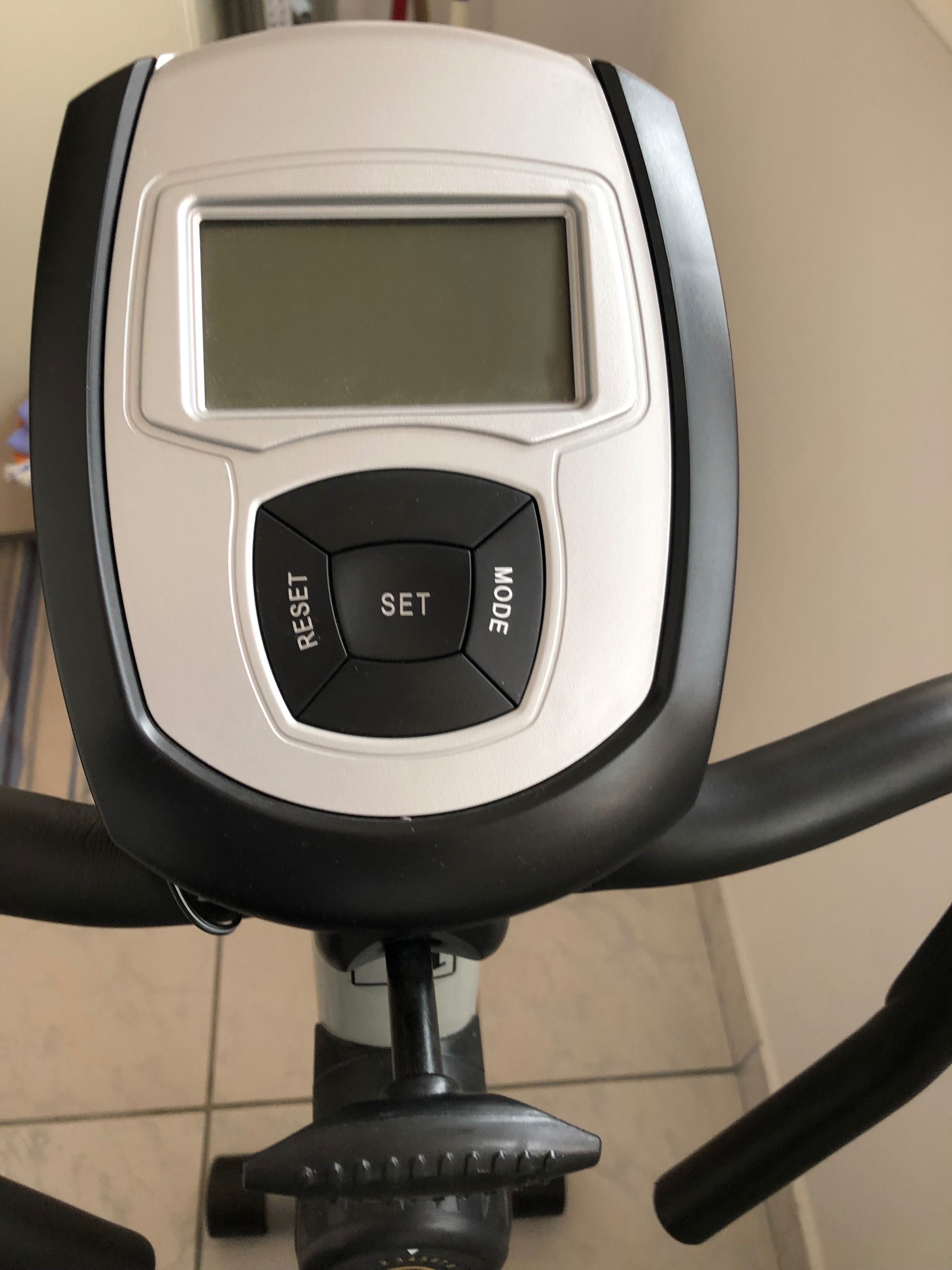 Bicicleta de fitness X- Fact, stare excelenta, 400 lei