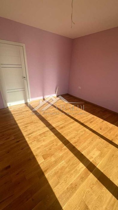 Просторен нов 4-стаен апартамент в кв.Бриз, Варна