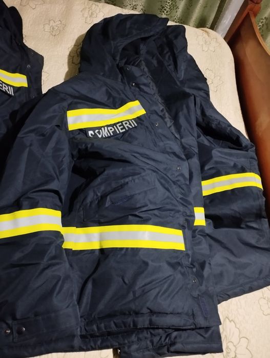 Costum izoterm pompieri