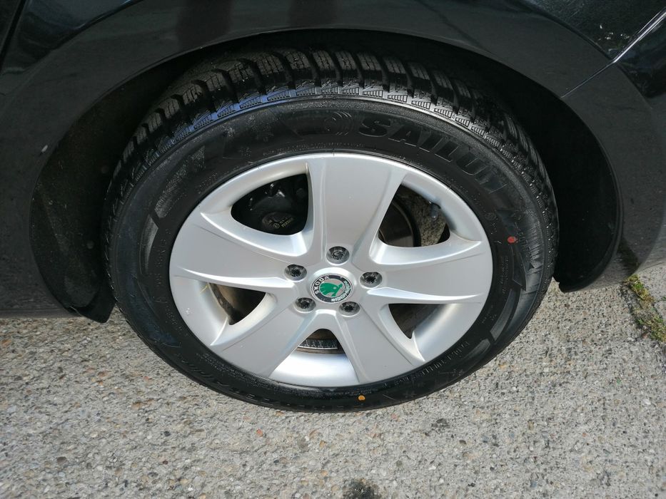 Jante aliaj 5X112 R16 SKODA,AUDI,VW cu anvelope iarna 205 55 16