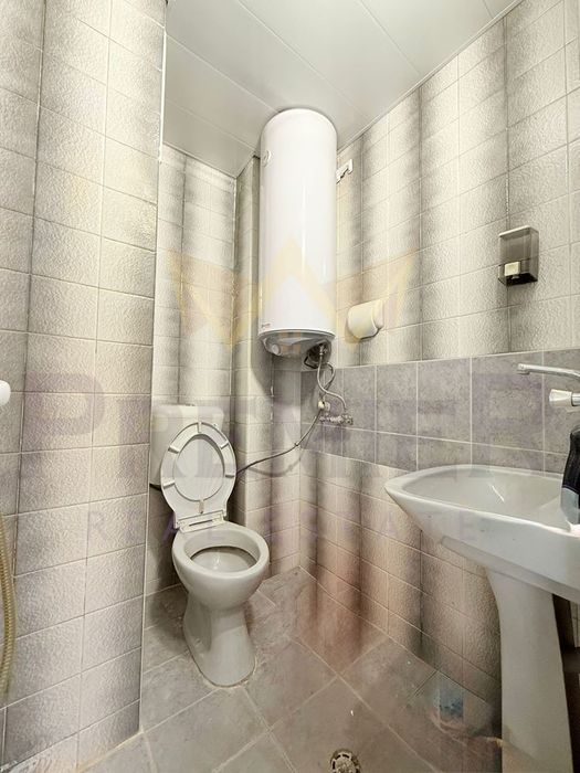 Продава се Двустаен апартамент в Варна, Зимно кино Тракия - 64 кв.м за 2110 €/кв.м - Снимка #6