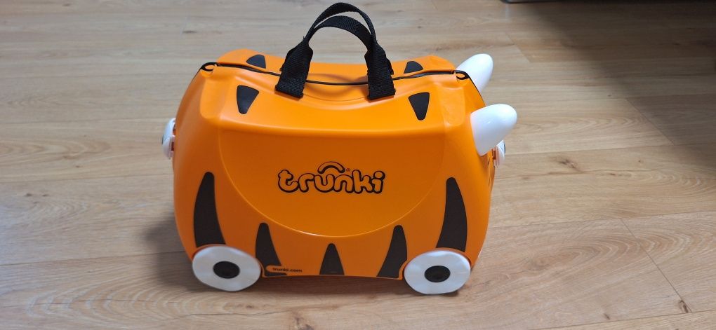 Детски куфар за яздене Trunki