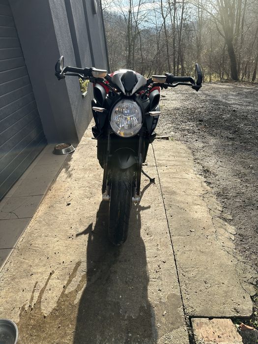 MV Agusta Brutale 800 Dragster Rosso editie aniversara