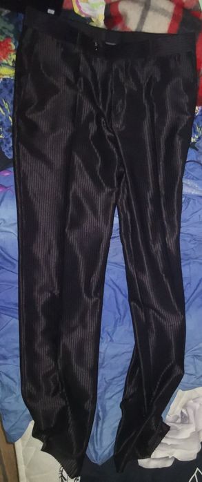 Уникален костюм за повод