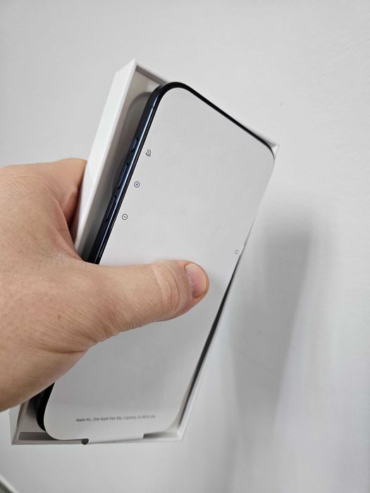 iPhone 15 Pro Max, 512 gb, nou la cutie, Garantie.