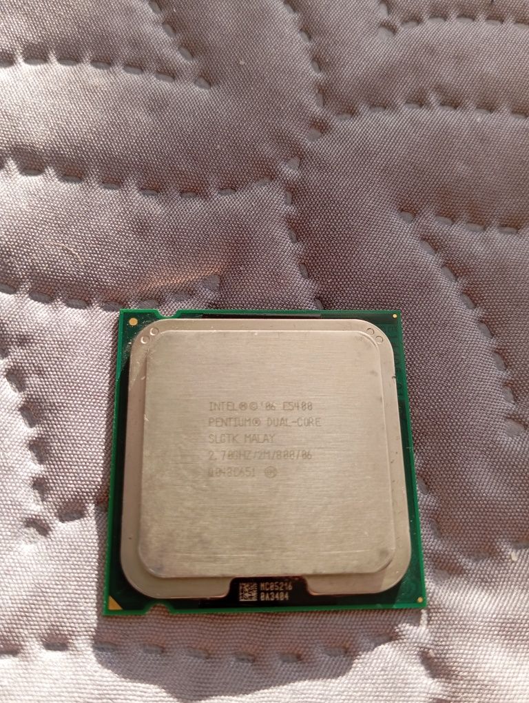 Intel Pentium E5400