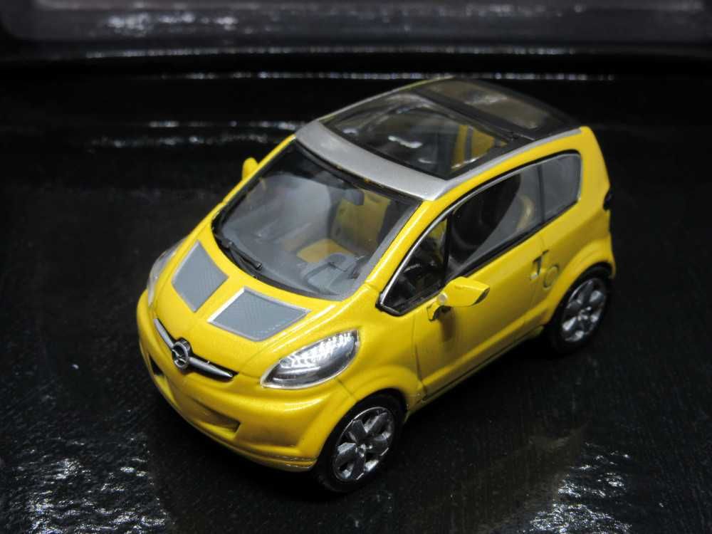 Macheta Opel Trixx concept 1:43 Norev