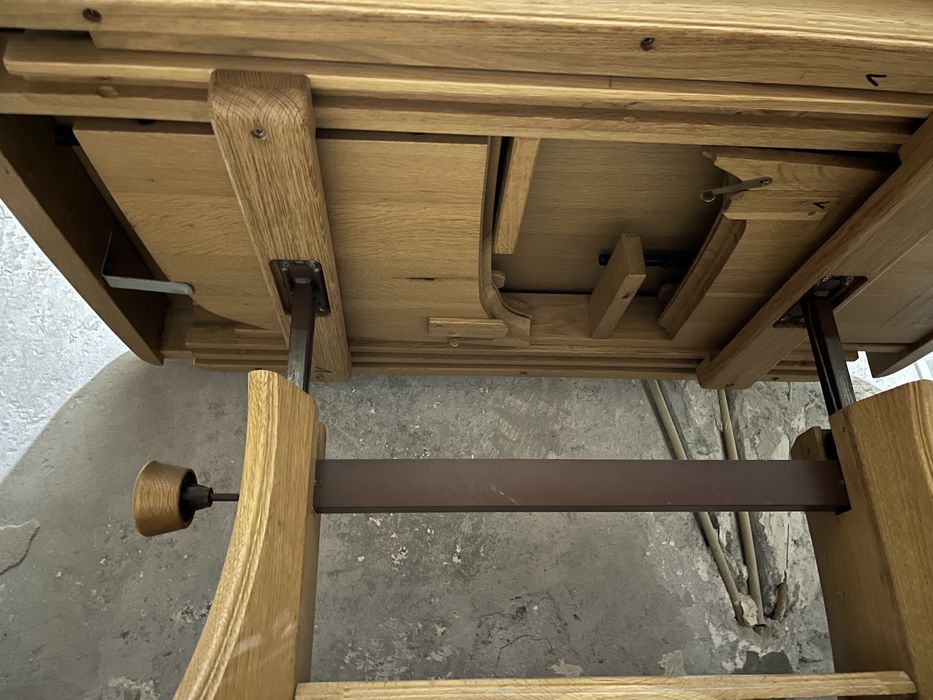 Masă extensibilă, lemn masiv, 6-12 persoane