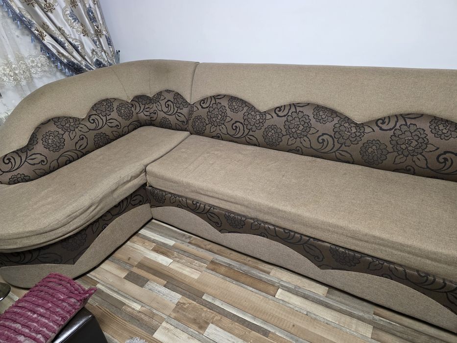 Colțar tapițat extesnibil 300 × 150 cm