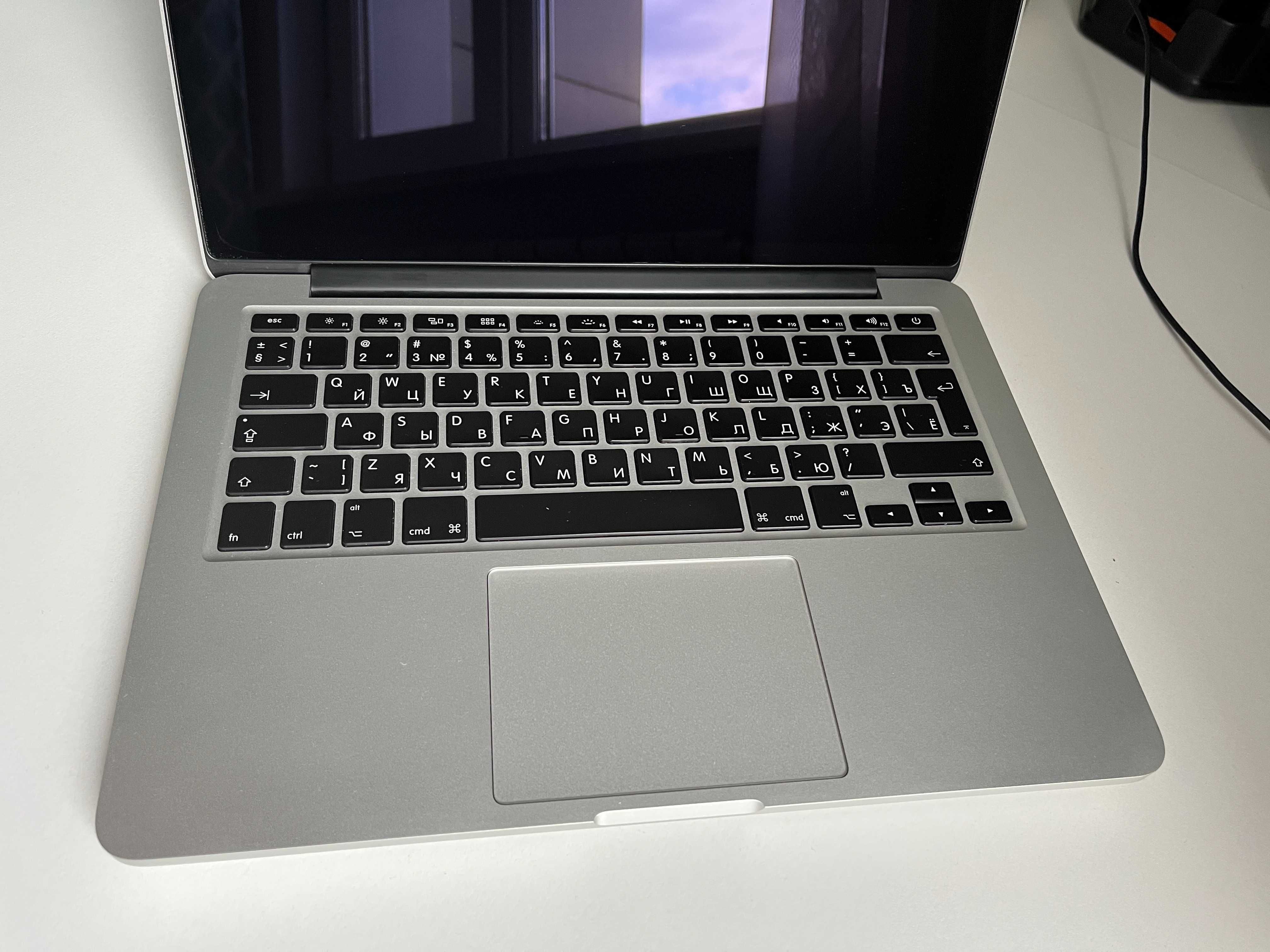 MacBook Pro 13 (Retina, 13-inch, Early 2015), состояние 10/10