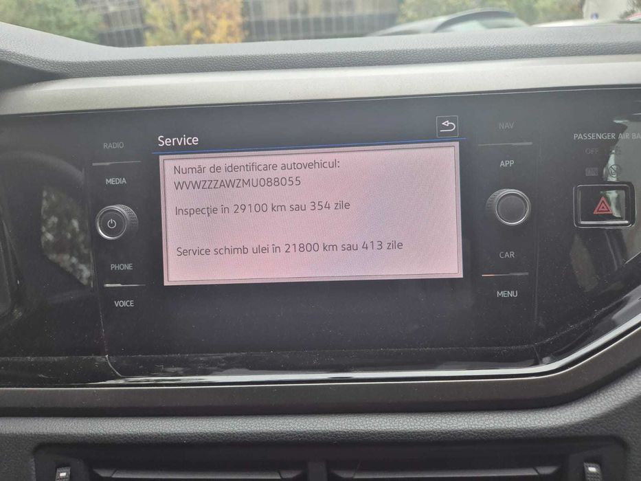 Volkswagen Polo 1.0 TSI Highline 95 CP - 27,500 km !!