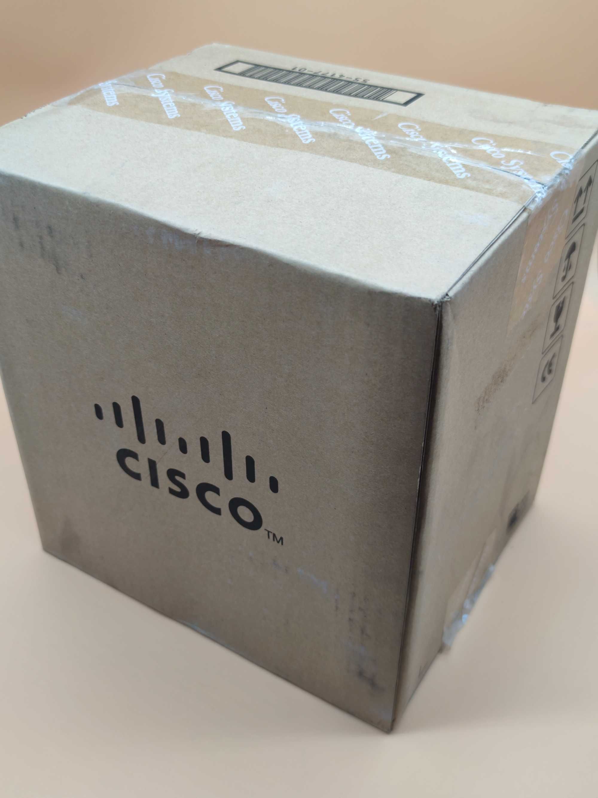 Качествени захранващи кабели на Cisco 2,5m, 3x1.00 кв мм