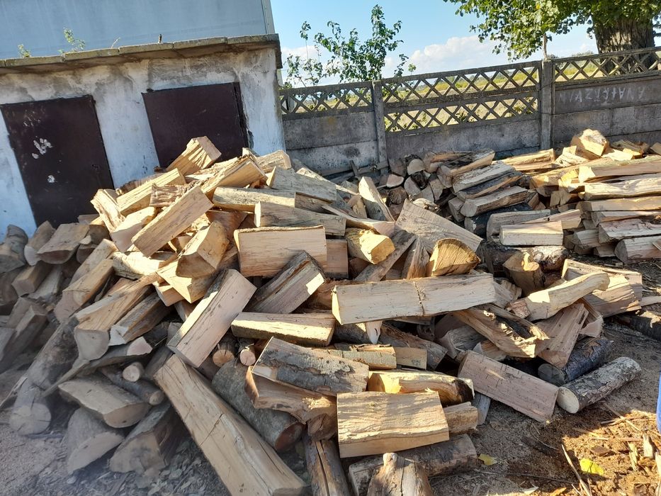 Lemn de foc cu livrare la domiciliu pentru centrale sau sobe de teraco