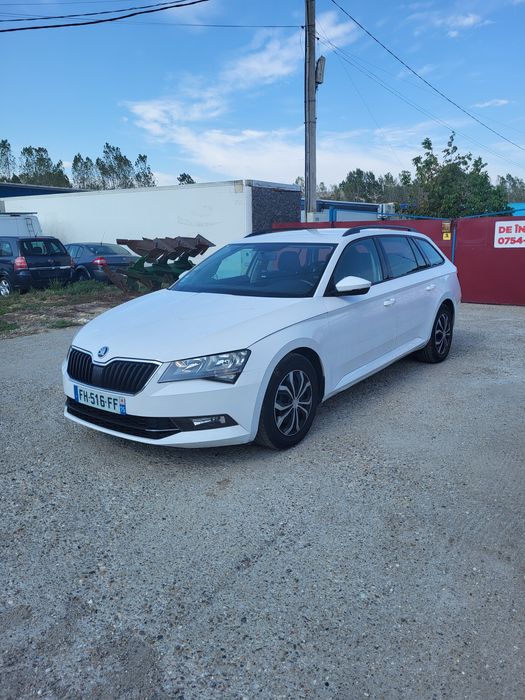 Skoda Superb Motor 2.0 TDI 150 C.P. cutie DSG