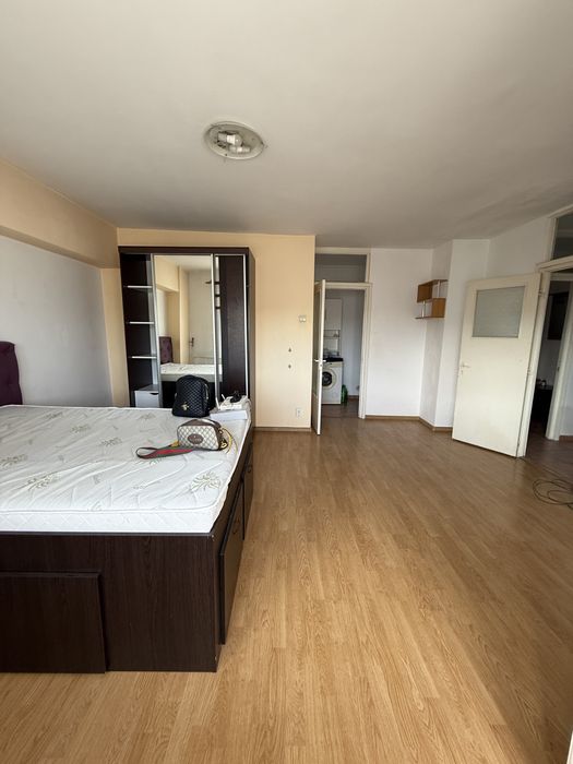 Apartament 1 Camera Decomandat Rond-Vechi