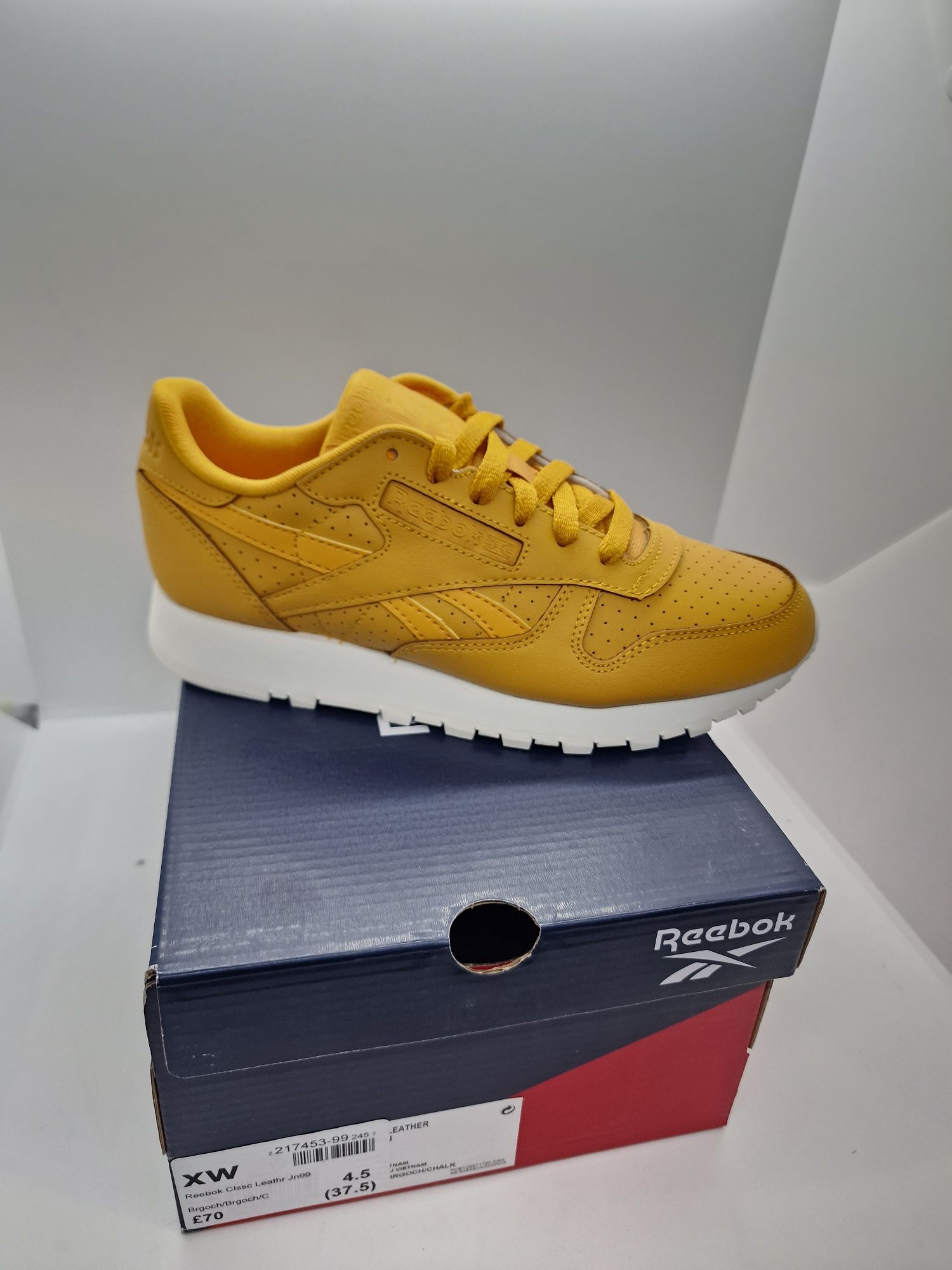 Reebok Classic Leather nr. 37.5 (23.5cm)