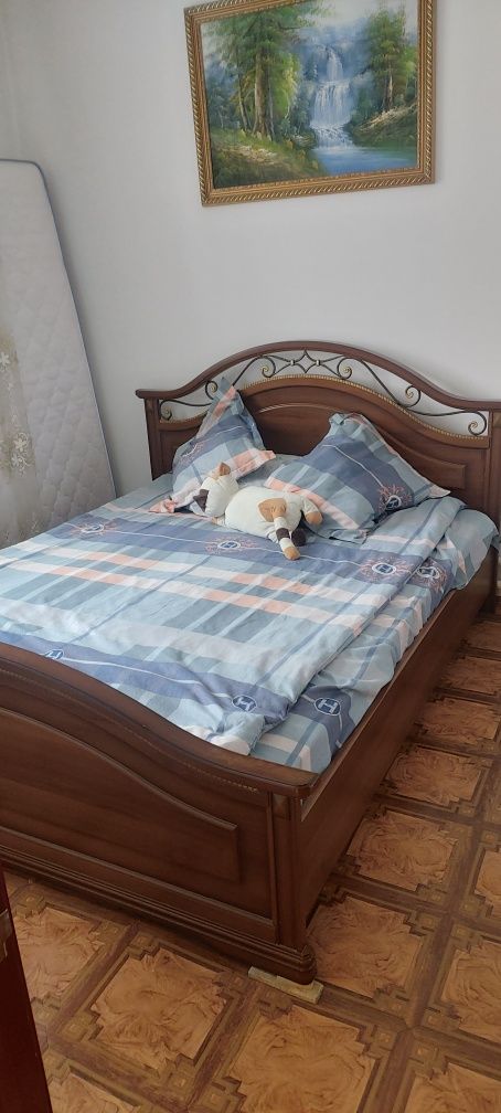 Продам   кровати