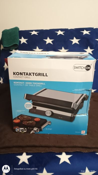 Vând grătar electric nou noutăți,nefolosit.
