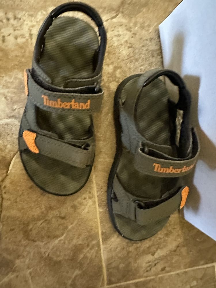 Детски сандали Timberland и Primigi