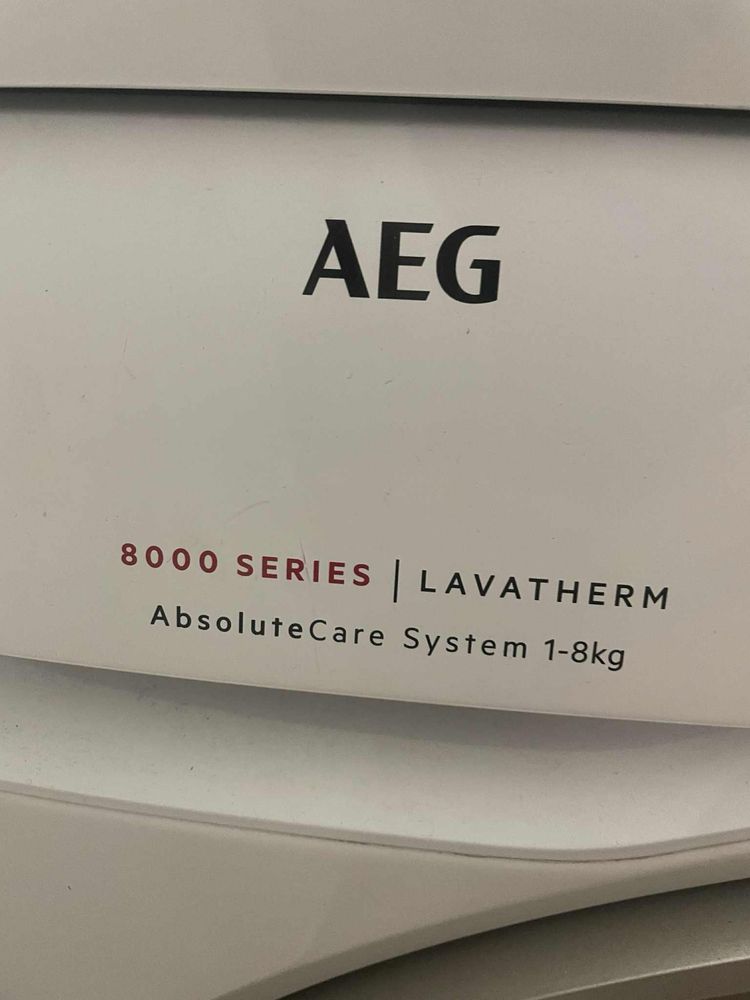 Сушилня AEG в отлично състояние