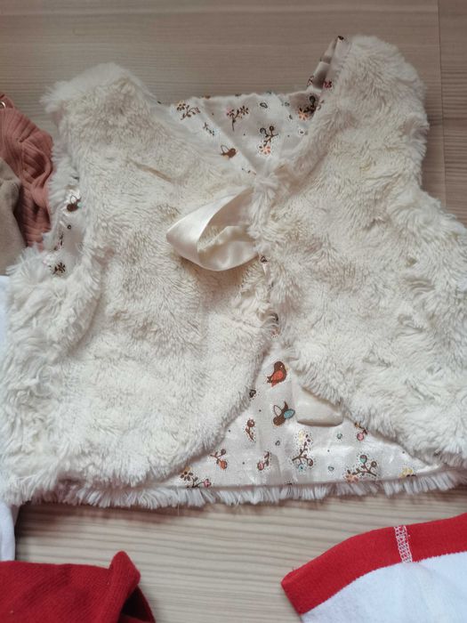 Body-uri + bluze + rochița H&M 3-6 luni