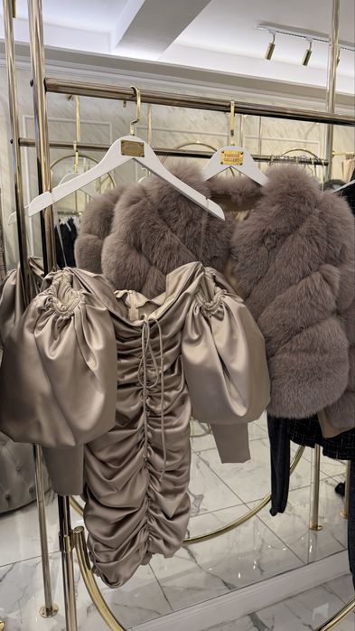 Официални рокли празнични