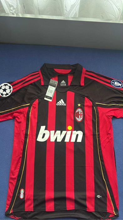 Домакински екип на Milan (UCL edition) - 2006/07 Player Version