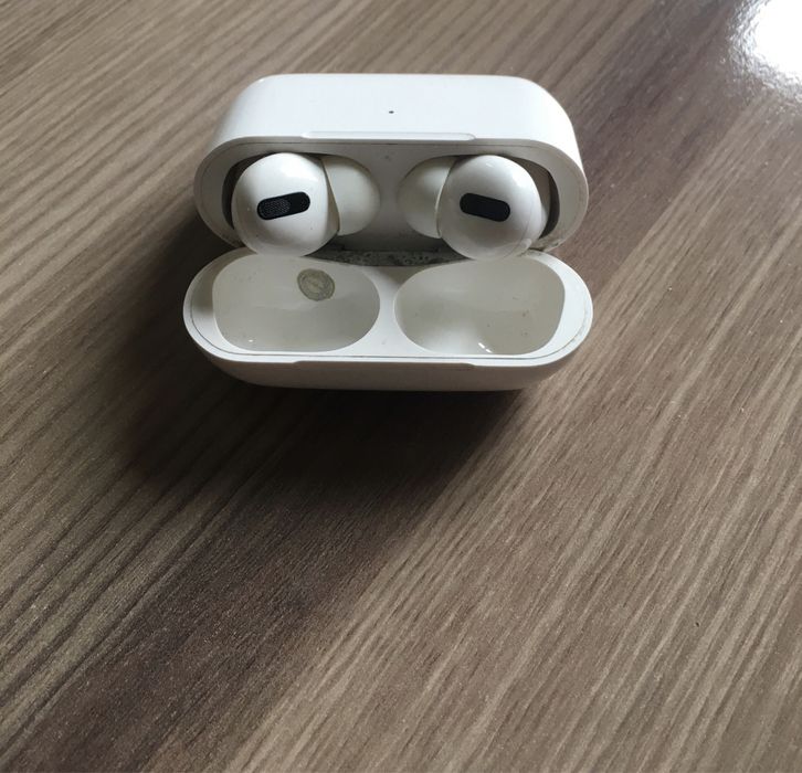 Наушники от Айфон безпроводной б/у за 20000