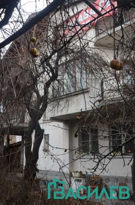 Продава се Къща в София, Център - 300 кв.м за 1217 €/кв.м - Снимка #3