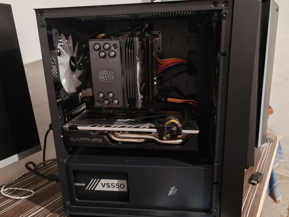 Настолен компютър