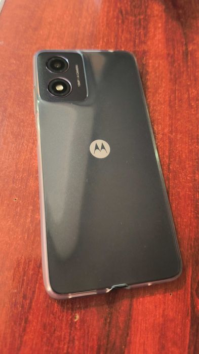 Motorola moto g04 (Stare complet nouă. Folosită doar o zi. 100'/.
