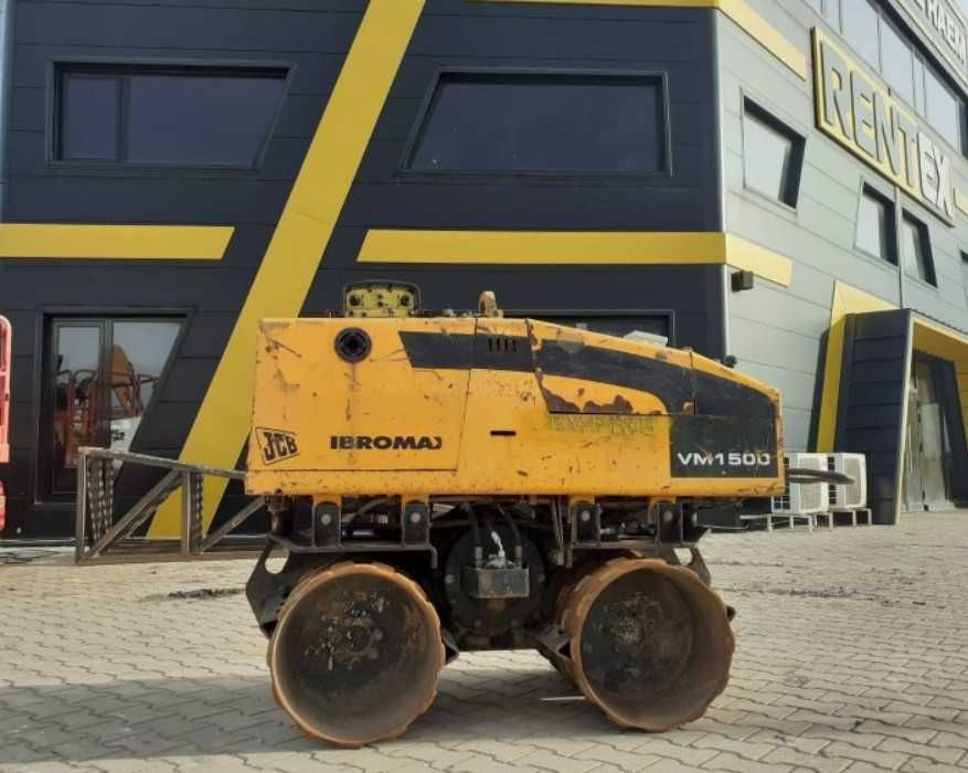 Валяк траншеен 1500 кг JCB VM1500