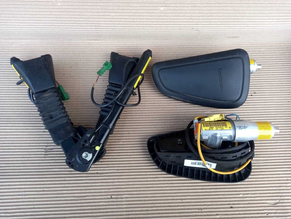 Opel Astra G, Corsa C, set 2 centuri pirotehnice, airbag uri scaune