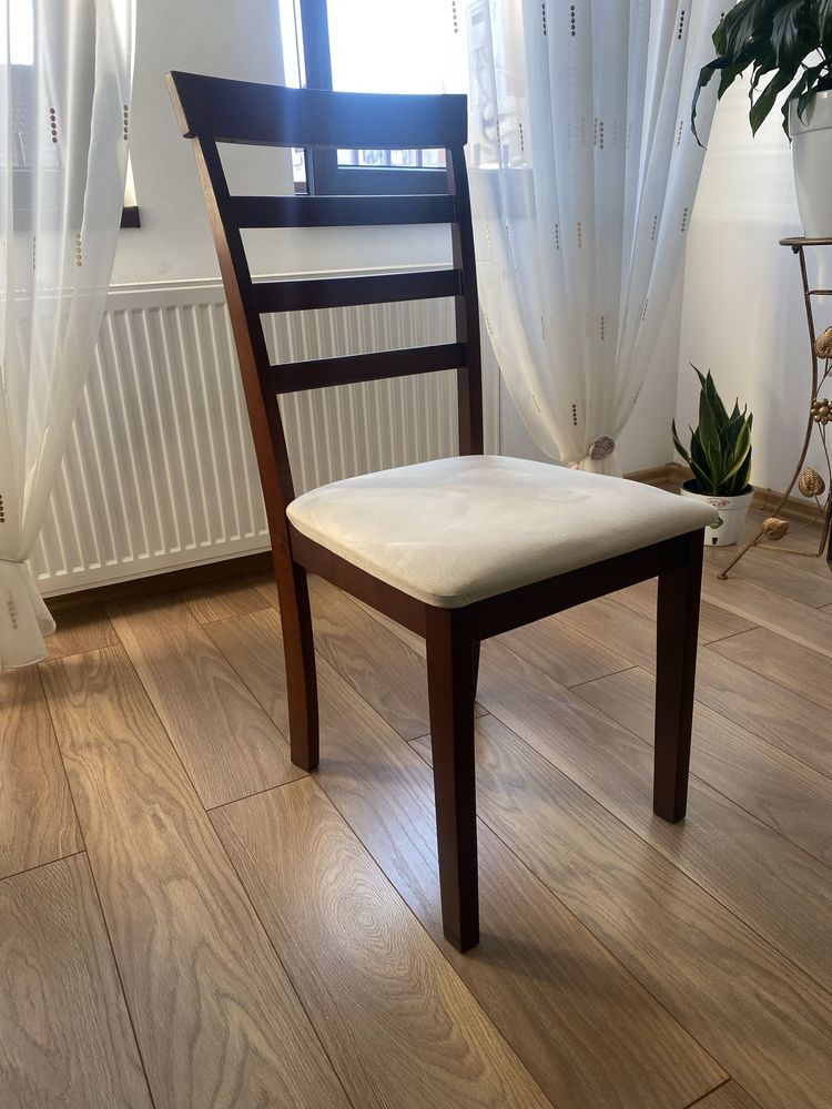Set masa bucatarie / sufragerie + 6 scaune