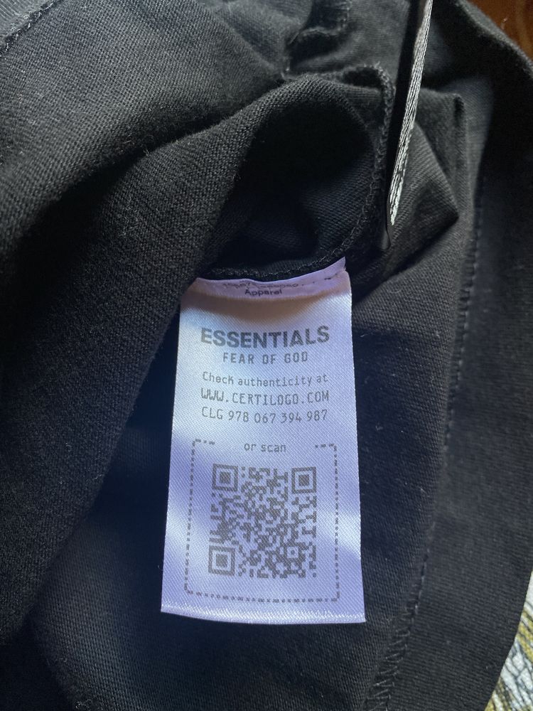 Тениска Fear of God Essentials