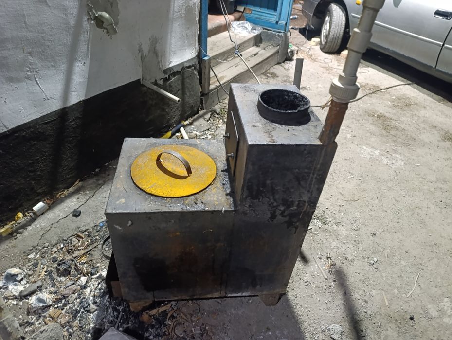 Продам печку угольную