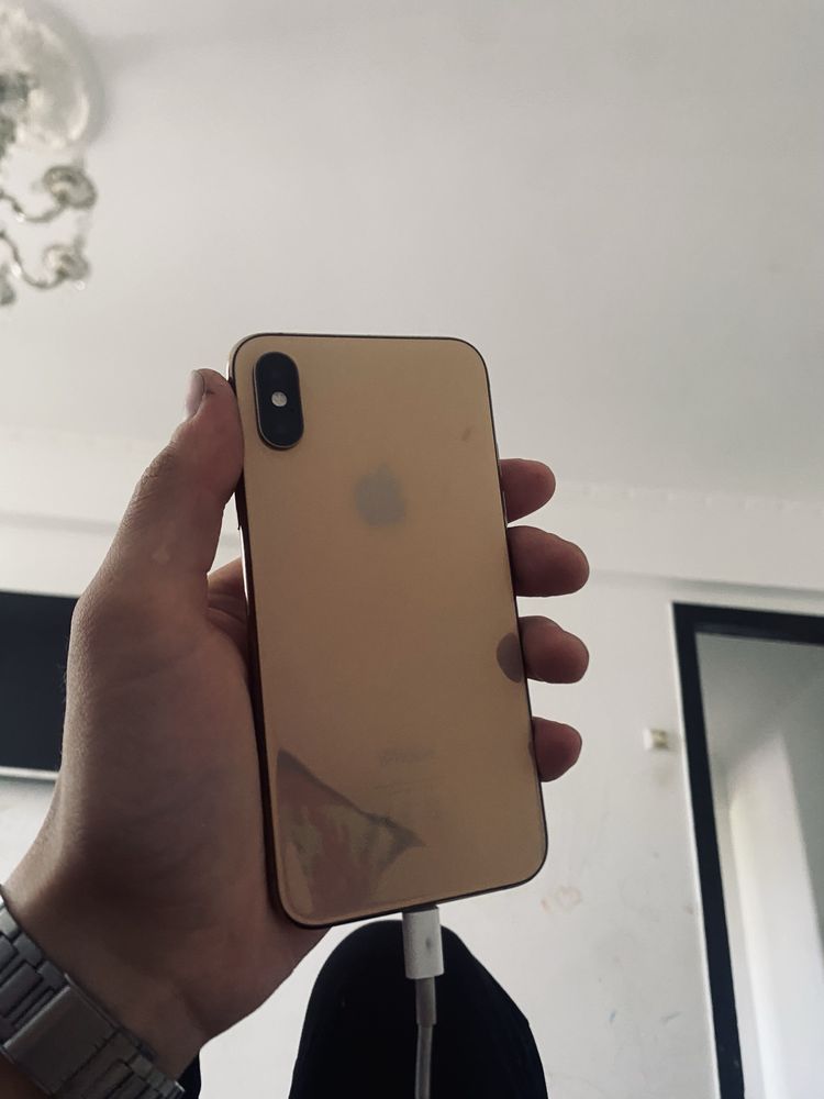 Айфон Хс 64гигов