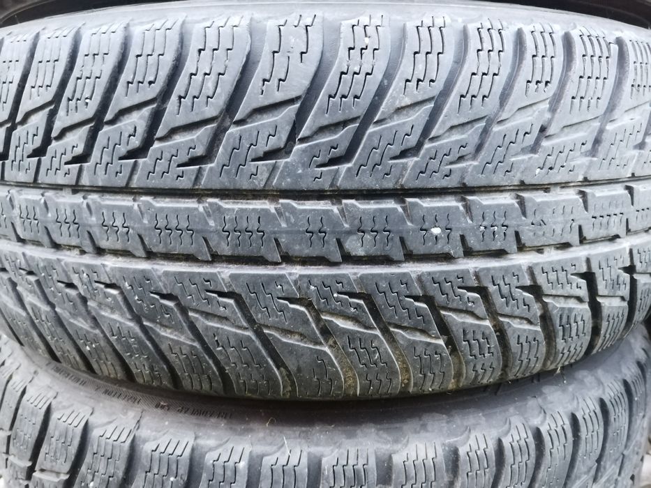 Cauciucuri Iarna 215 65 R16 si jante tabla 5x105 R16
