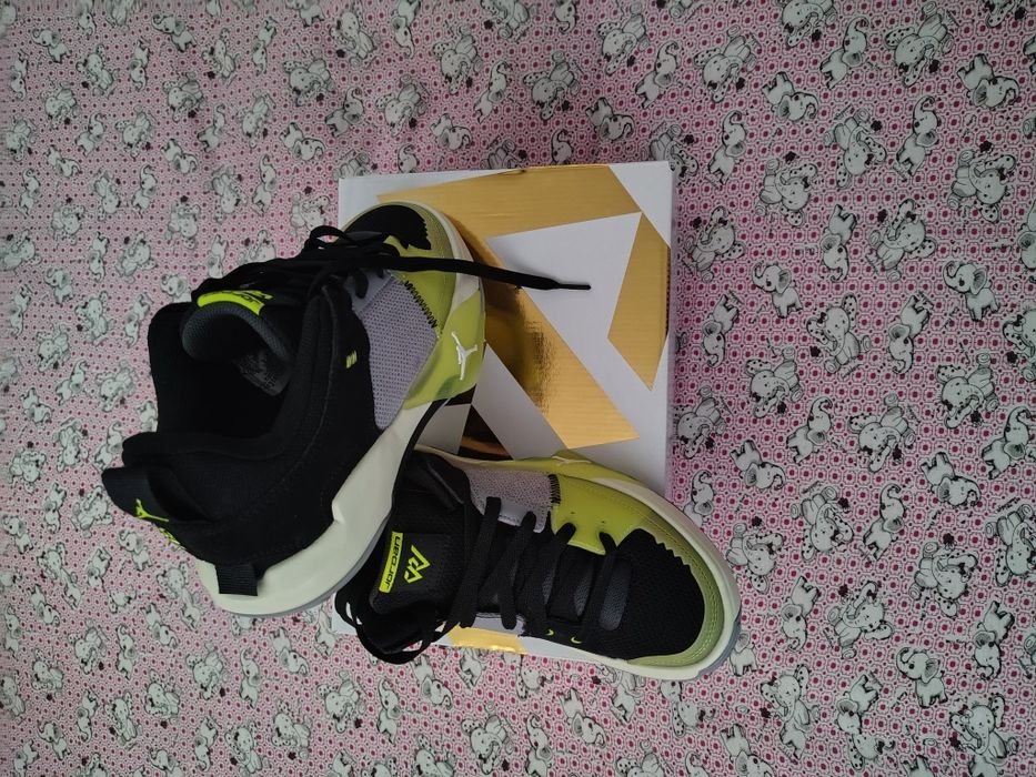 Adidași JORDAN NR 39