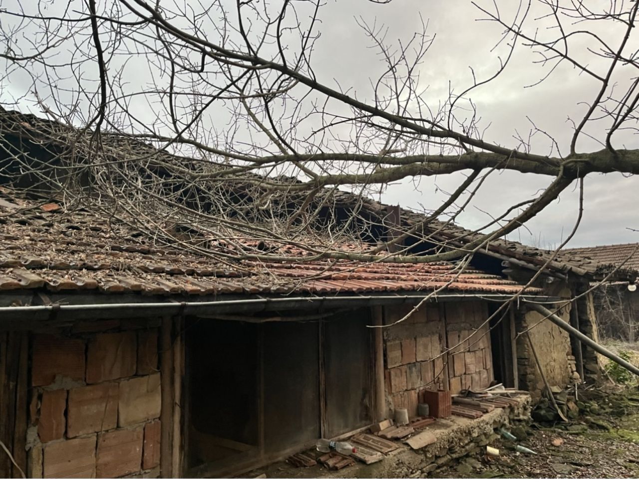Продава се Къща в с. Велчево, Област Велико Търново - 830 кв.м за 37 €/кв.м - Снимка #6