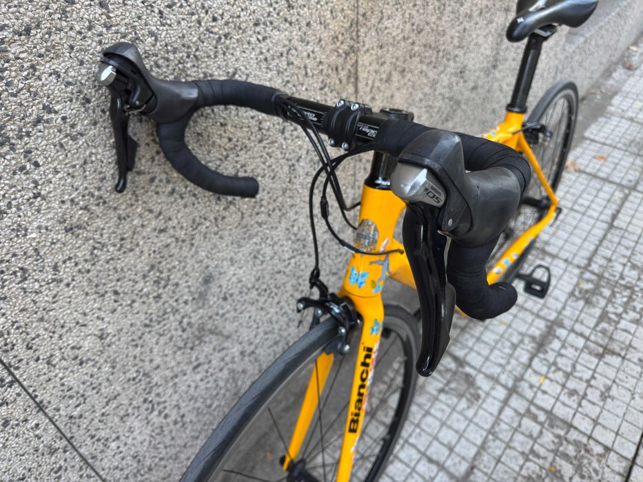 Bianchi Team Rynkeby Carbon/Shimano 105 2x11/шосеен велосипед