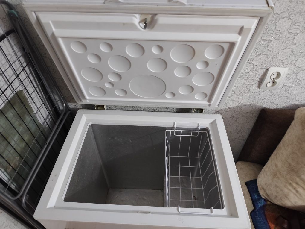 Продам морозильную. камеру