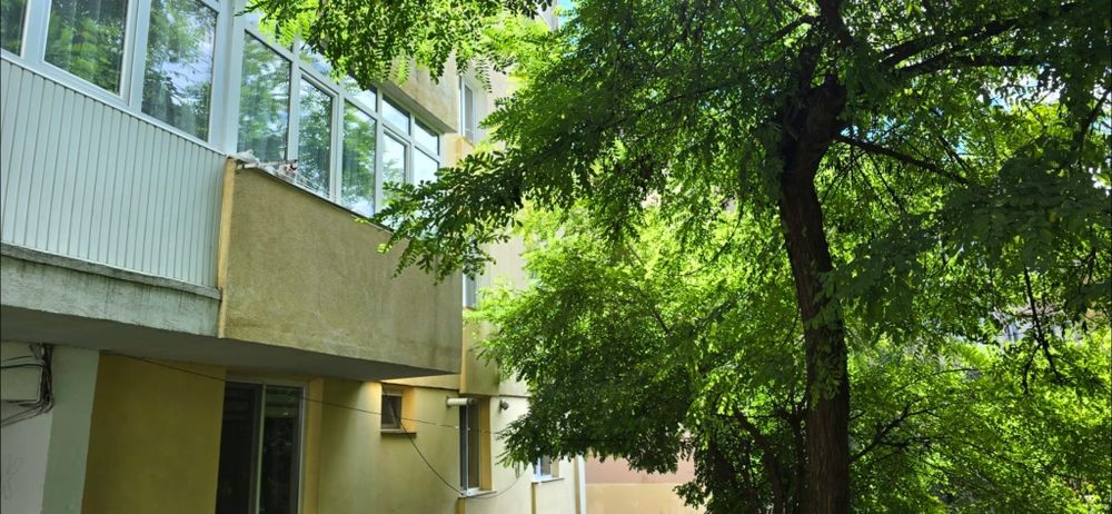 Proprietar,vând apartament