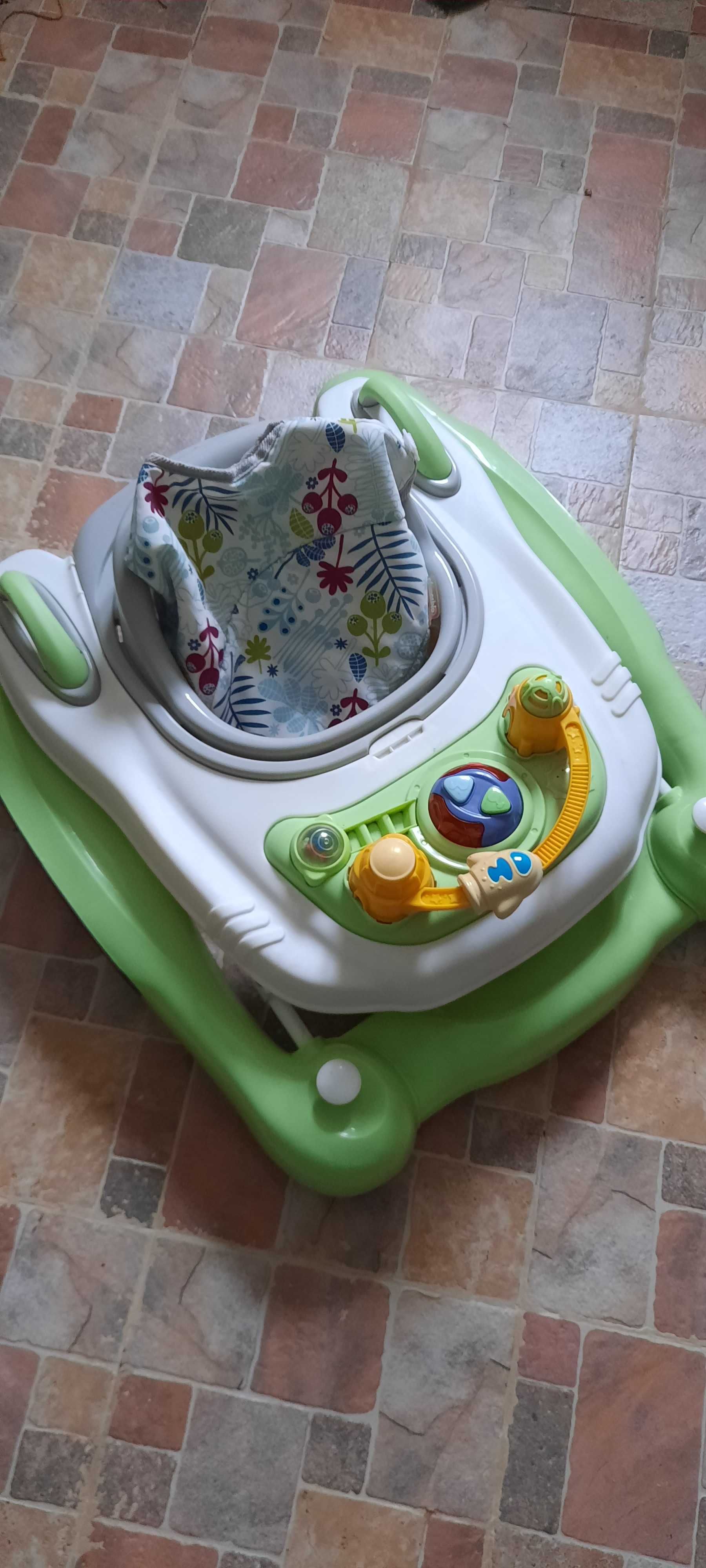 Articole bebe, se vand impreuna sau separat.