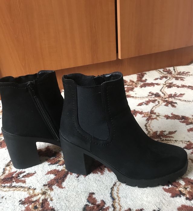 Vand botine marime 38