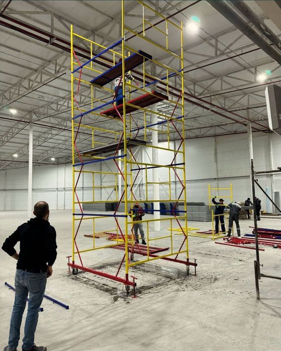 Аренда вышка тура леса с трапами колёсами