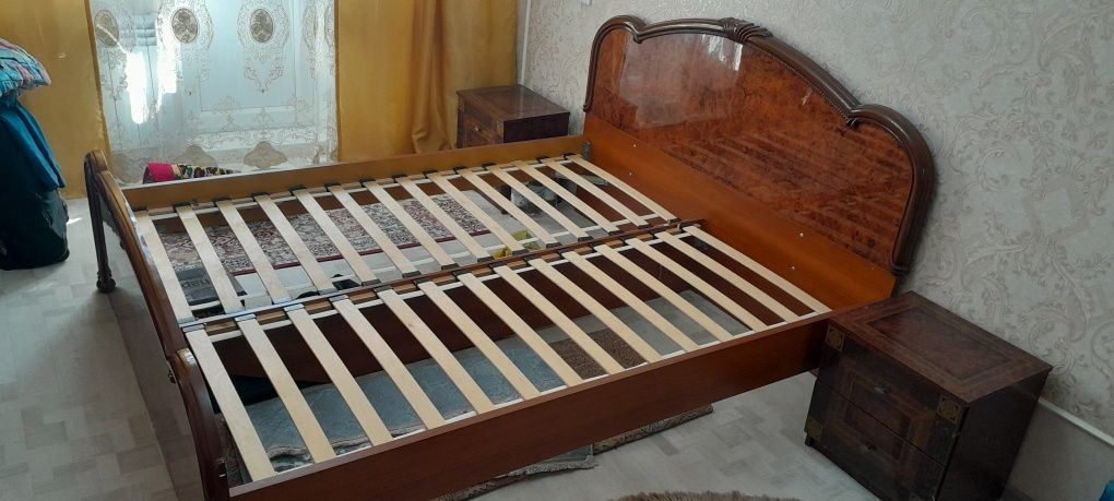 Продам кровать 2х спальную