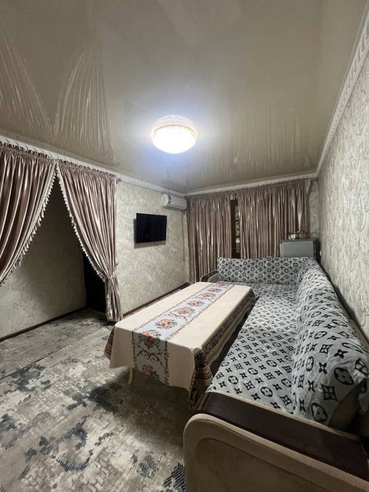 Namangan shaxar 4 mikra rayonda kunli kvartira bor bezzaks quyamiz